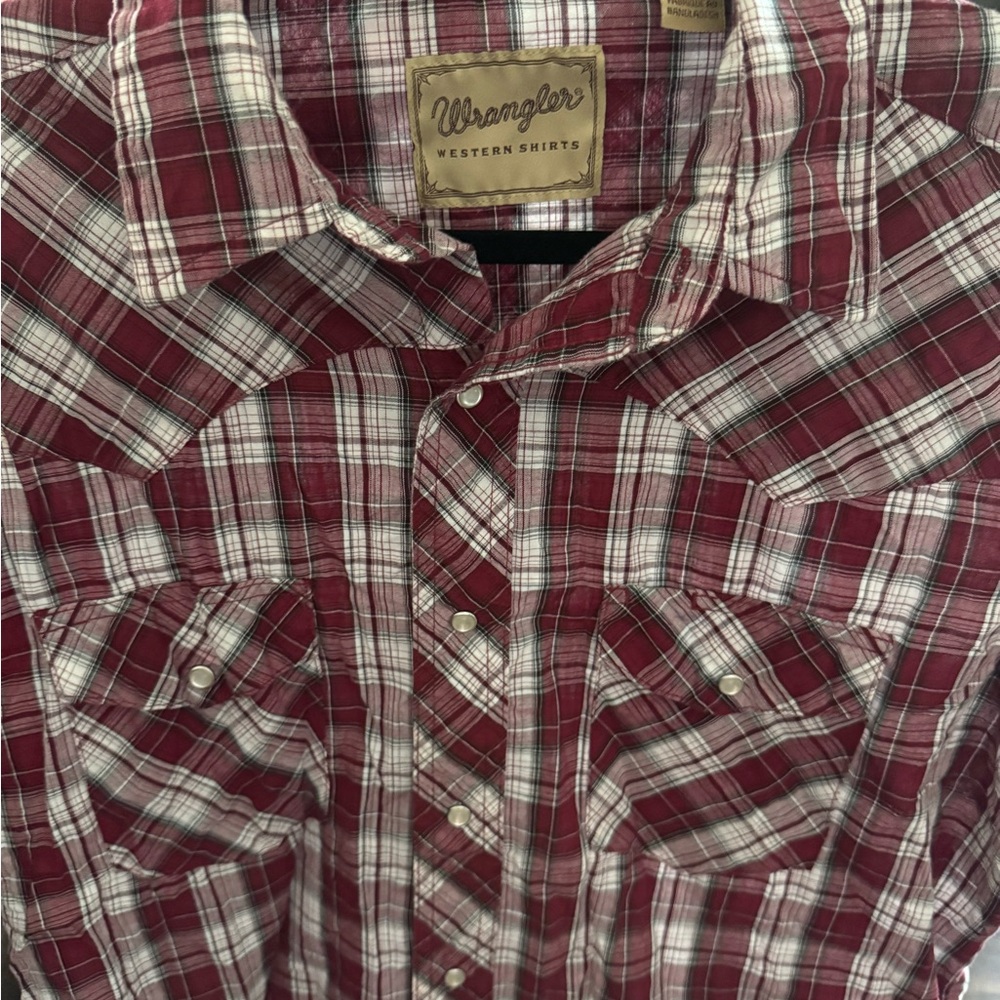 Wrangler Men's Burgundy Plaid Button Down Shirt